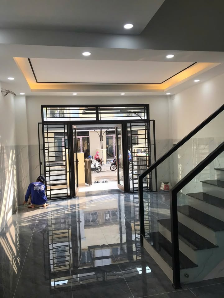 Căn hộ Iris Residence Trường Bình 80m² giá 8 triệu - Thuận tiện giao thông!