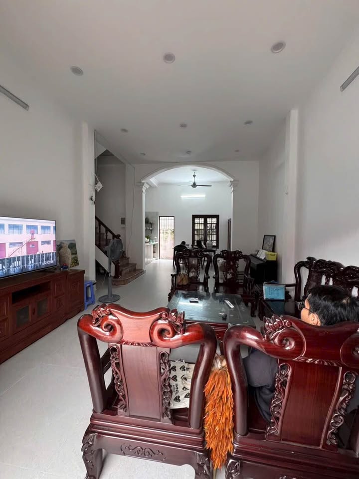 Nhà 3 tầng lô góc tại KĐT Nam Cường 124m² giá 46.5 tỷ - Vị trí đắc địa, ô tô tránh