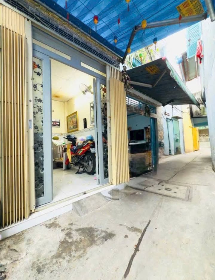 Nhà sổ hồng Hoài Thanh, Q8 25m² giá chỉ 1.68 tỷ - Đầu tư sinh lời ngay!