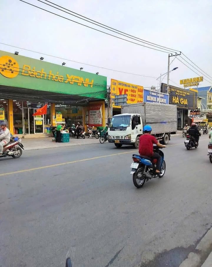 Bán nhà mặt tiền Thủ Khoa Huân, phường Thuận Giao, 240m² - Kinh doanh đa ngành, giá 12 tỷ!