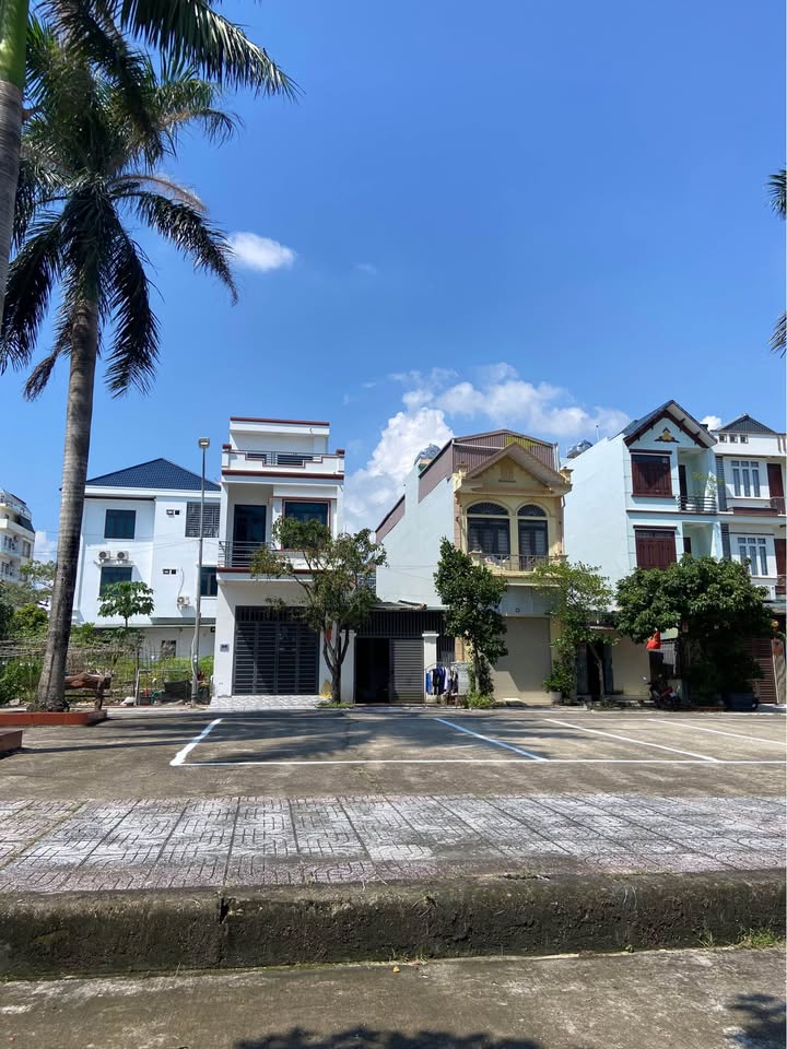 Nhà riêng Móng Cái 90m² giá 3 tỷ - Sẵn sàng dọn vào ở ngay!