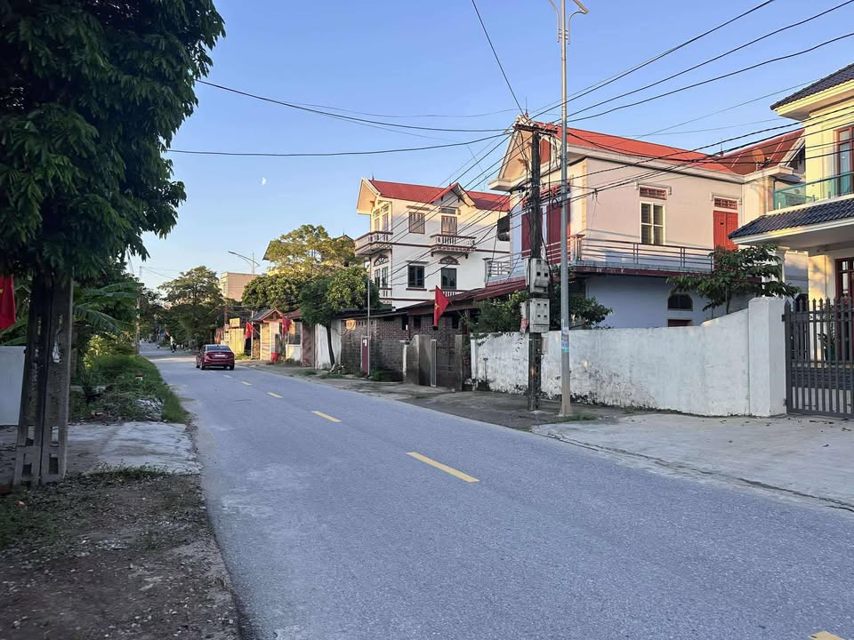 Đất nền mặt đường Tỉnh lộ 299, Xuân Phú, Yên Dũng 150m² giá 3,1 tỷ - Sổ hồng chính chủ!