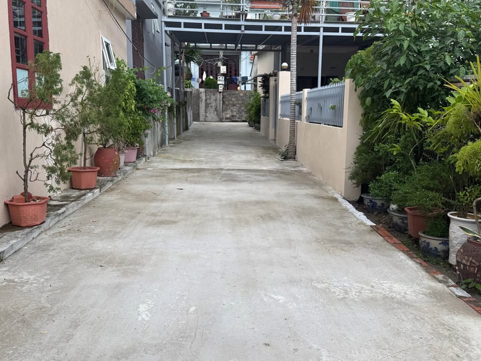 Nhà Hồng Hà, Hạ Long 71,5m² giá 1 tỷ - Gần trường học tiện lợi!