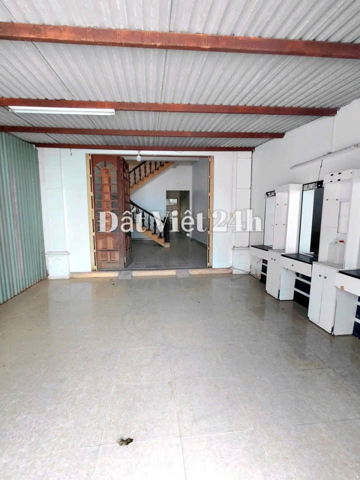 Nhà cho thuê 2 tầng mặt đường Tiền Phong Đằng Hải 140m² - Phù hợp kinh doanh và sinh sống!
