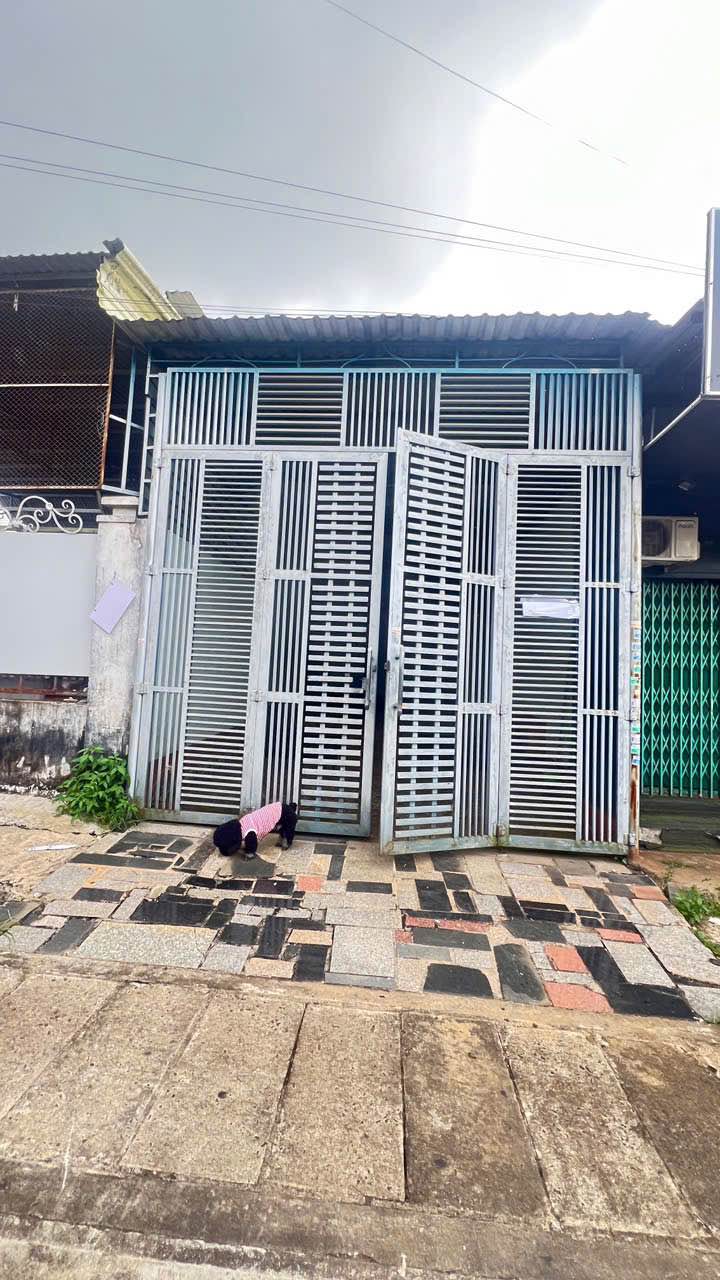 Nhà mặt tiền Nguyễn An Ninh, Pleiku 128m² giá 3.5 tỷ - Sổ hồng chính chủ!