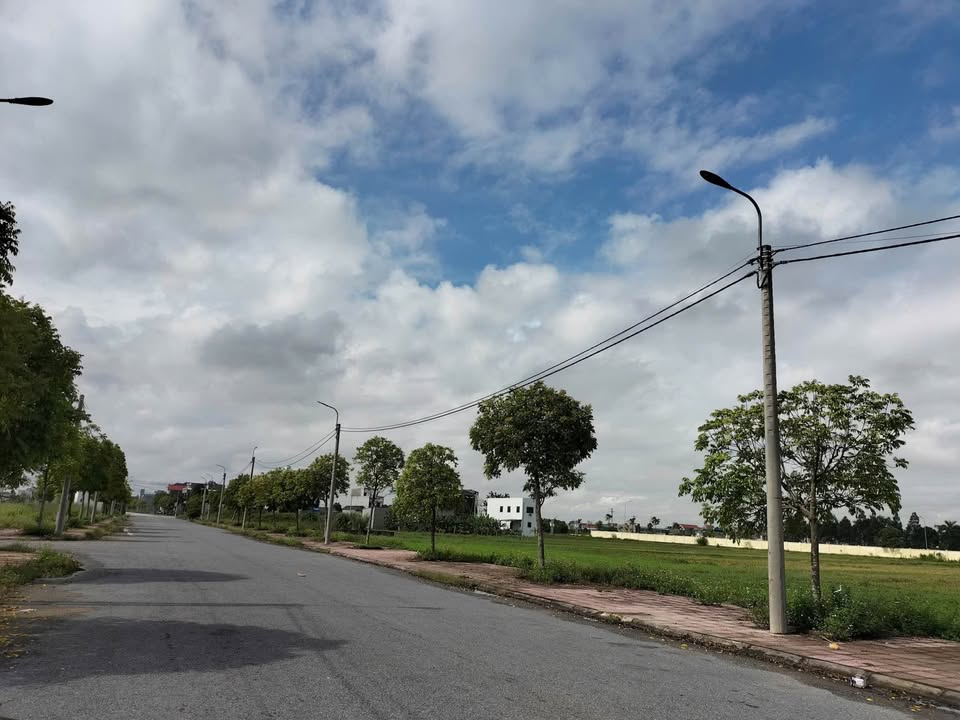 Đất nền đẹp tại đường Từ Thức, xã Nga Sơn 100m² giá 1.8 tỷ - Cơ hội đầu tư sinh lời!