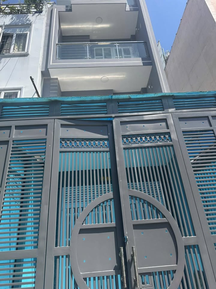 Nhà mặt tiền Nguyễn Chí Thanh, Quận 11, 64m² giá 23.5 tỷ - Pháp lý rõ ràng, sẵn sàng vào ở!