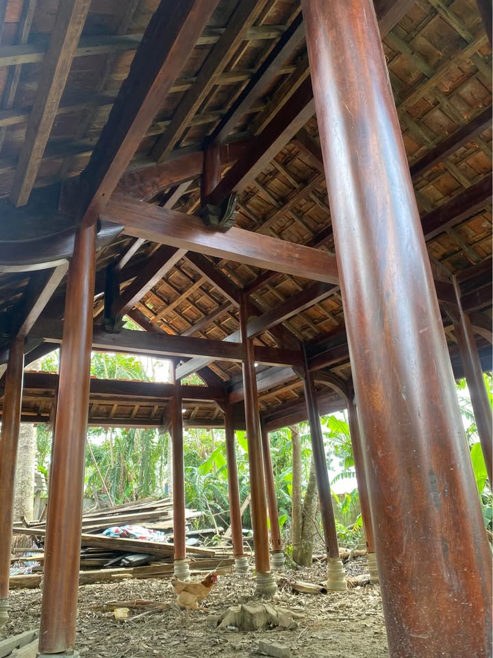 Nhà gỗ 18 cột tại Thôn Tân Bình, Hương Sơn, 55m² - Giá thỏa thuận hấp dẫn!