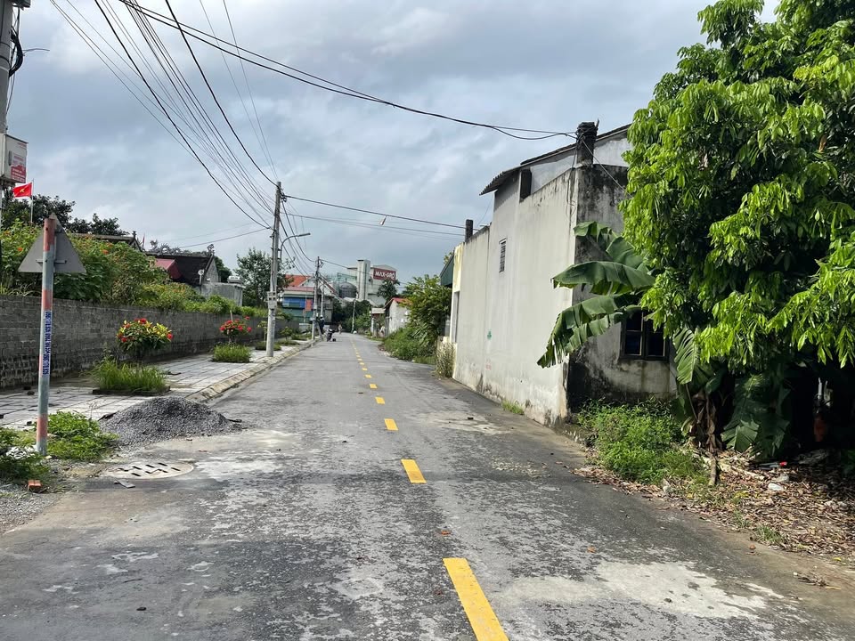 Đất nền TDP Thần Nữ, Đồng Văn, Duy Tiên 68m² giá 1 tỷ - Sổ đỏ chính chủ, xây dựng ngay!