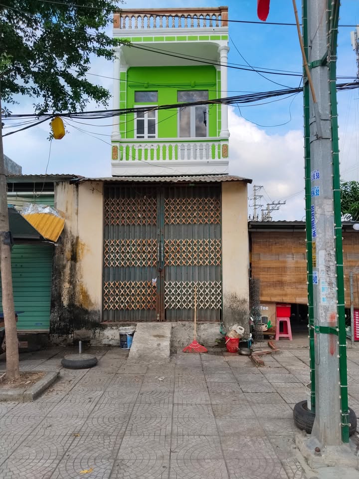 Nhà hai tầng mặt quốc lộ 21A Kim Bảng 60m² giá 2.9 tỷ - Chính chủ cần bán gấp!