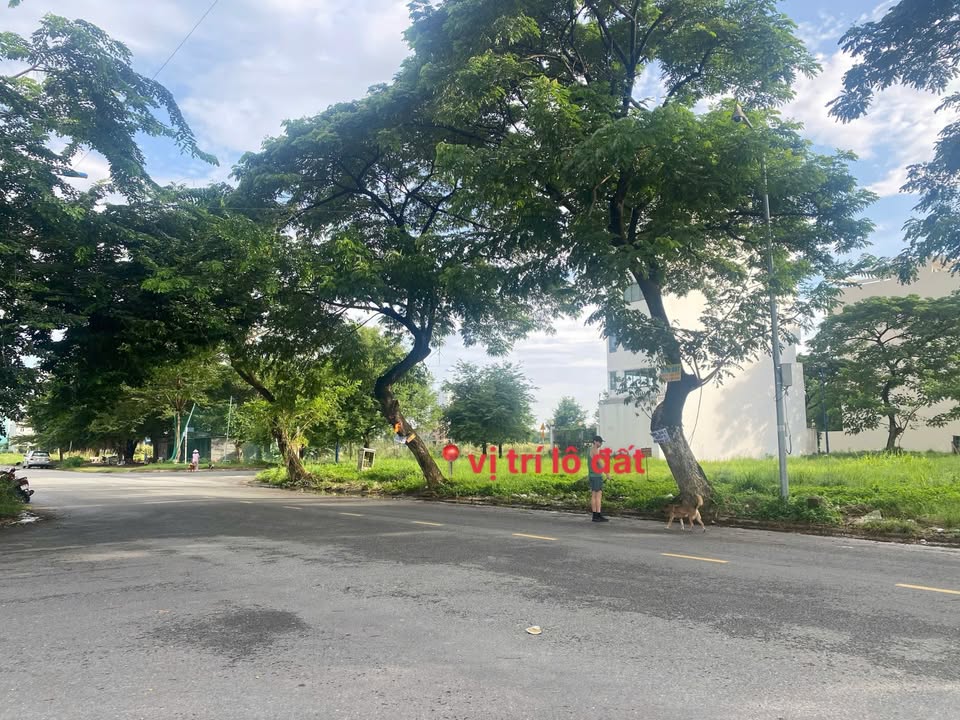 Bán đất mặt tiền đường Nguyễn Văn Kỉnh, Quận 2, 107.5m² - Cơ hội đầu tư hấp dẫn!