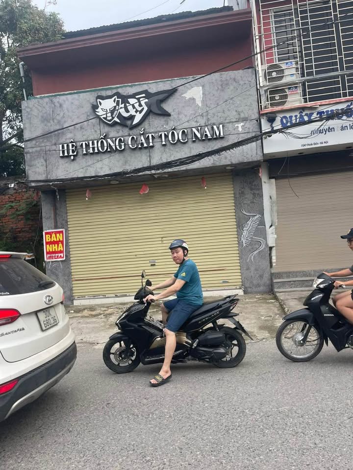 Nhà mặt đường tỉnh lộ Là Phù, Hoài Đức 38m² giá 2.7 tỷ - Cần bán gấp!