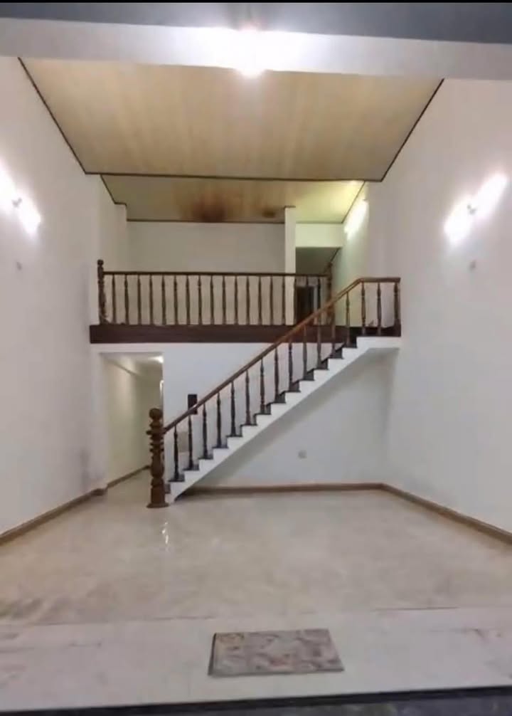 Nhà cho thuê C4 gác lững Đà Nẵng 75m² giá 15 triệu - Khu vực sầm uất gần ĐH Kinh Tế!