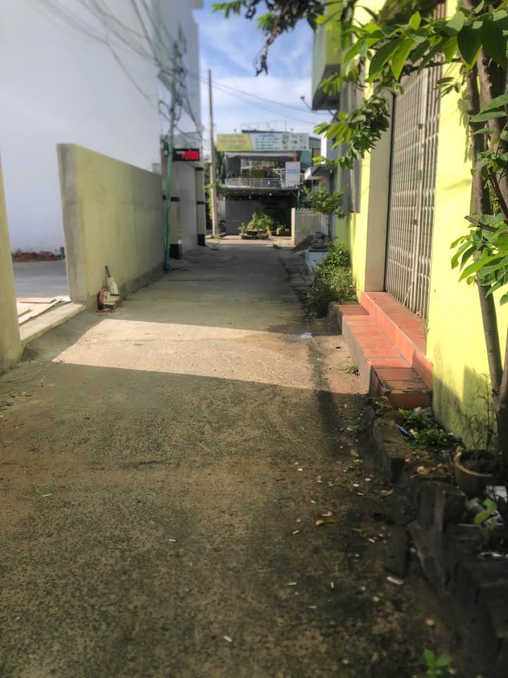 Đất nền hẻm Nguyễn Thông, Phú Hải, Phan Thiết 83m² giá 1.35 tỷ - Đường ô tô tiện lợi!