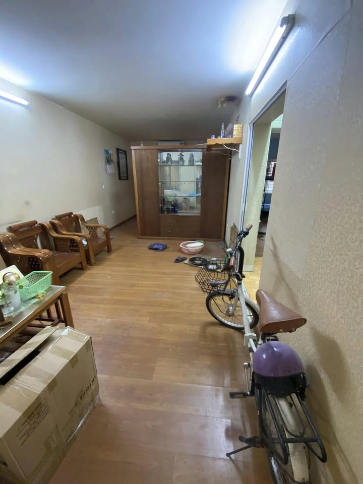 Căn hộ tầng 3 tập thể Bưu điện Thổ Quan 60m² giá 8 triệu - Sẵn sàng vào ở ngay!