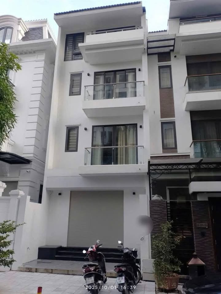 Nhà mặt phố Minh Khai, Hai Bà Trưng 75m² giá 50 triệu - Sẵn sàng vào ở ngay!