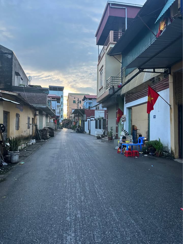 Nhà 2 tầng mặt tiền Giang Liễu 104m² giá 4.5 tỷ - Kinh doanh thuận lợi!