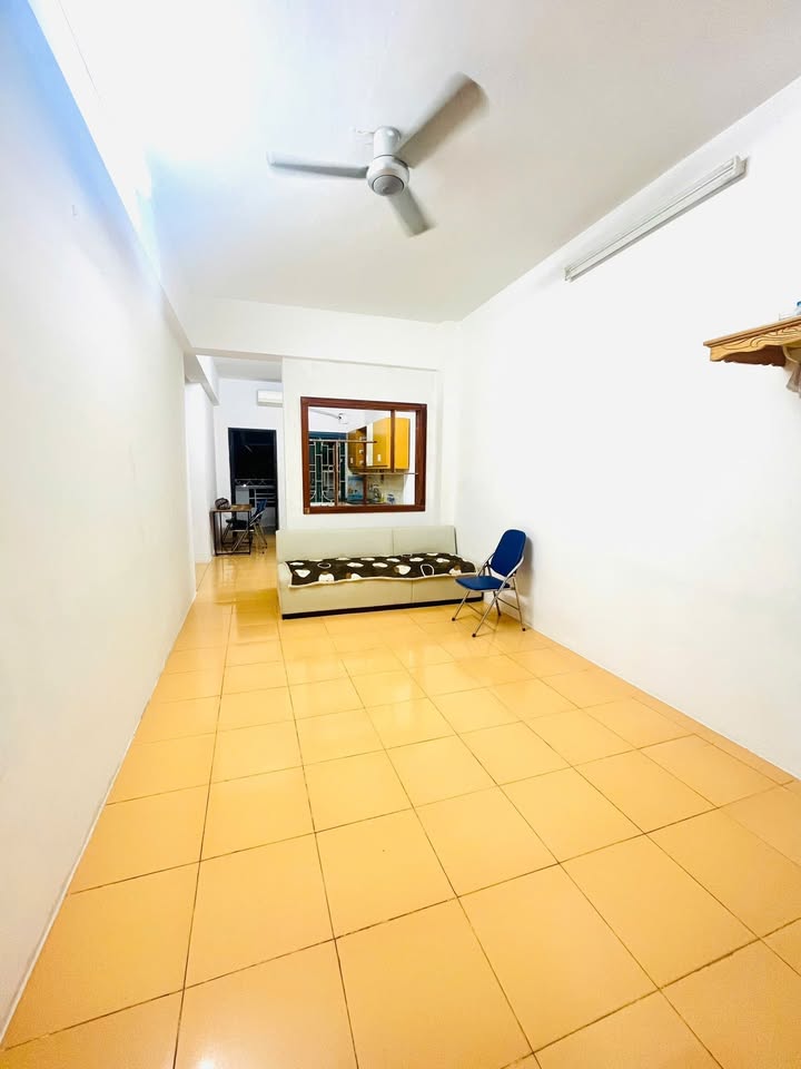 Căn hộ CT9 Định Công 70m² giá 8.5 triệu - Full nội thất cơ bản, gần trung tâm!