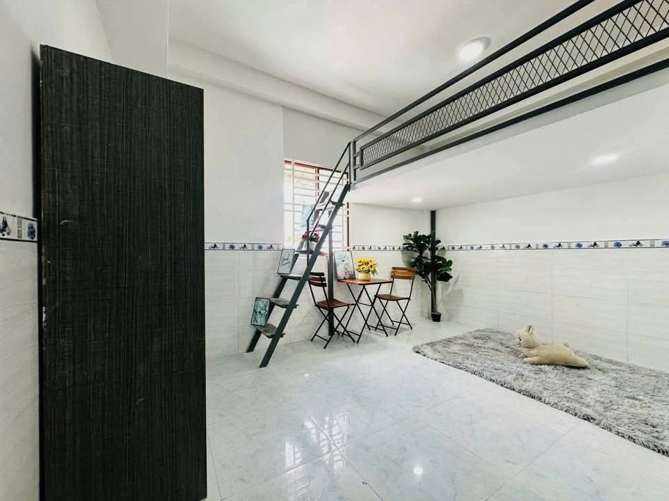 Phòng cho thuê đường Lê Trọng Tấn, Tây Thạnh, 3.8 triệu - Cửa sổ trời thoáng mát!