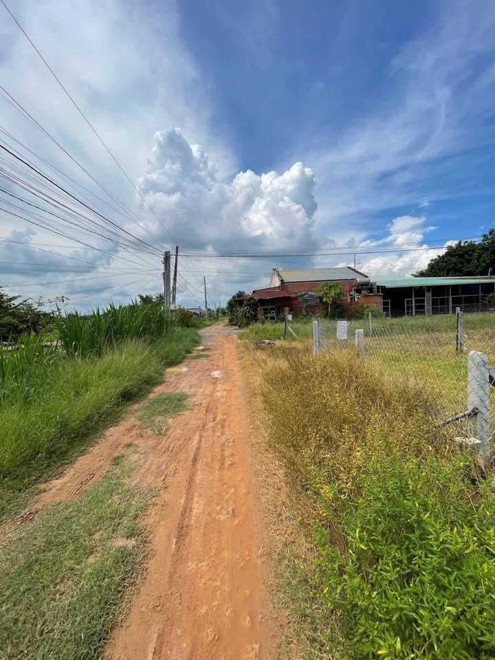 Đất nền Tân Châu, Tây Ninh 135m² giá 270 triệu - Cơ hội đầu tư tuyệt vời!