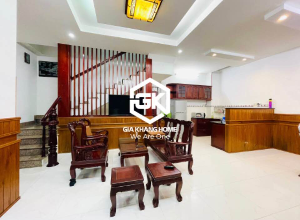 Nhà nguyên căn 3 phòng ngủ Lộc Thọ 240m² giá 14 triệu - Full nội thất, ngay trung tâm!