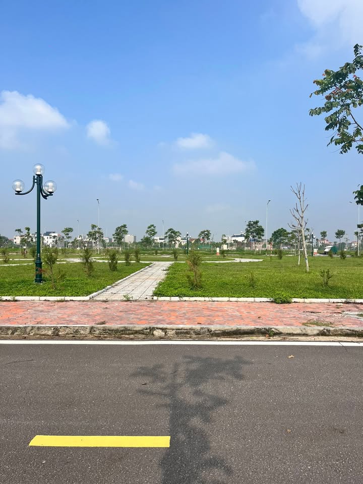 Đất nền Nhật Tân Kim Bảng 107.5m² giá thỏa thuận - View công viên thoáng mát!
