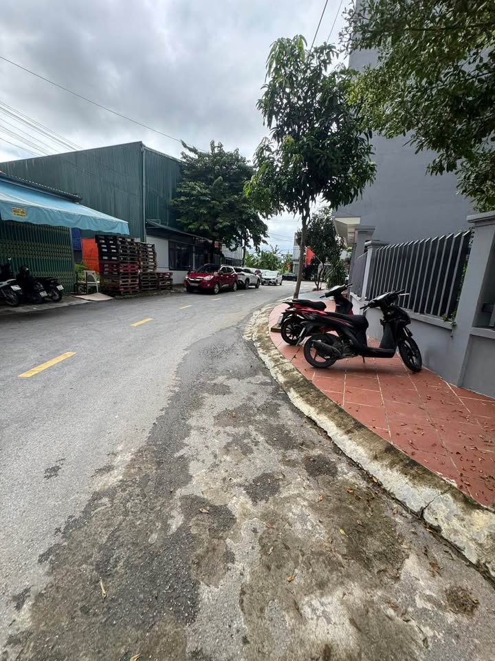 Đất nền phường Phú Lộc 100m² giá 3 tỷ - Sổ hồng chính chủ!