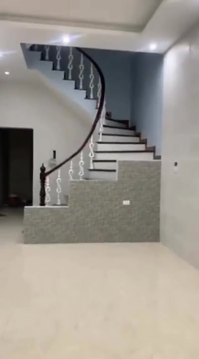 Nhà riêng 330m² đường Ngô Gia Tự, Bắc Ninh, giá 12 triệu - Thuận tiện làm văn phòng và ở!