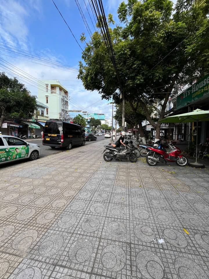 Nhà cấp 4 mặt tiền đường Dã Tượng, Nha Trang 177m² giá 30.092 tỷ - Gần biển chỉ 800m!