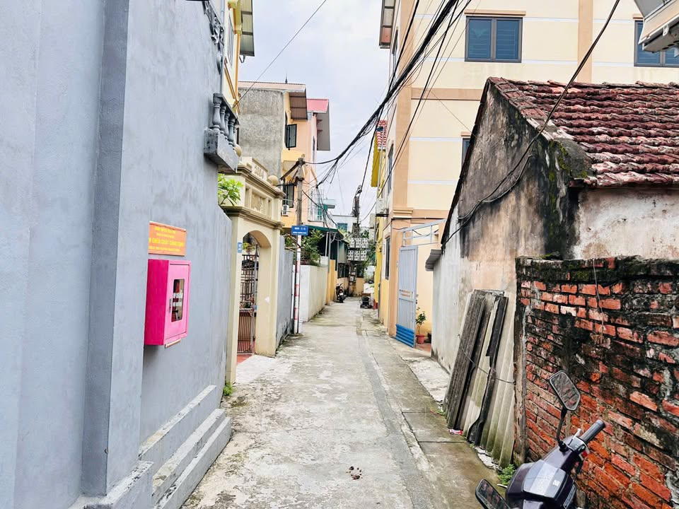 Đất thổ cư Song Phương, Hoài Đức 70m² giá 4.2 tỷ - Vị trí cực đẹp, ngay gần công viên!