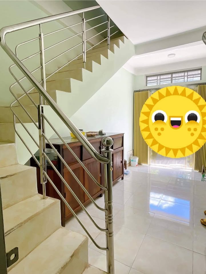 Nhà mặt tiền cho thuê tại 28 Cách Mạng Tháng 8, Pleiku - Kinh doanh lý tưởng giá 8.5 triệu