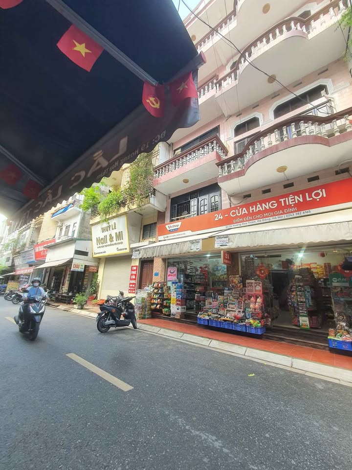 Nhà phố mặt tiền Hoàng Hoa Thám, Hà Đông 80m² giá 1 tỷ - Đầu tư sinh lời ngay!