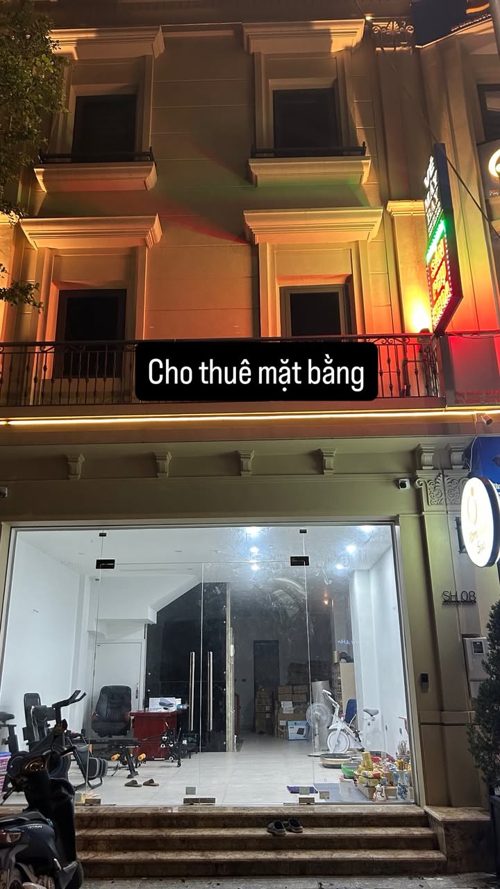 Cho thuê văn phòng tại khu phố đi bộ Carnaby, 214 Nguyễn Xiển, 170m² - An ninh tốt, giá chỉ 23 triệu!
