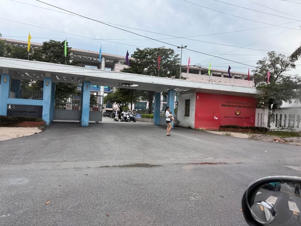 Nhà mặt tiền đường Chu Văn An, Phủ Lý 380m² - Vị trí kinh doanh đắc địa!