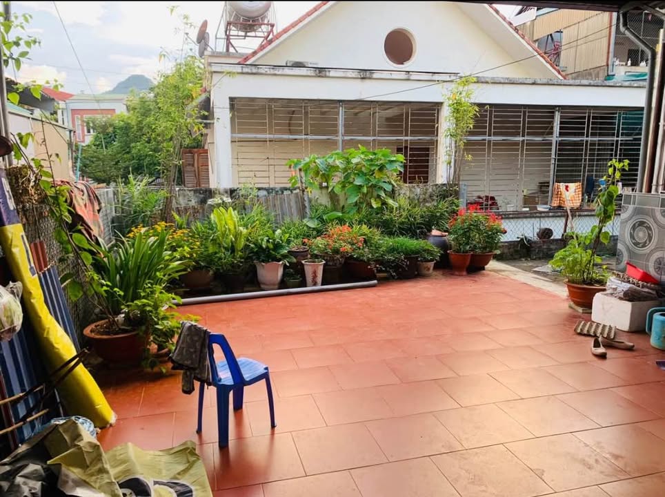 Nhà cấp 4 ngõ Trần Phú, phường Tân Phong 122m² giá 700 triệu - Sẵn sàng vào ở!