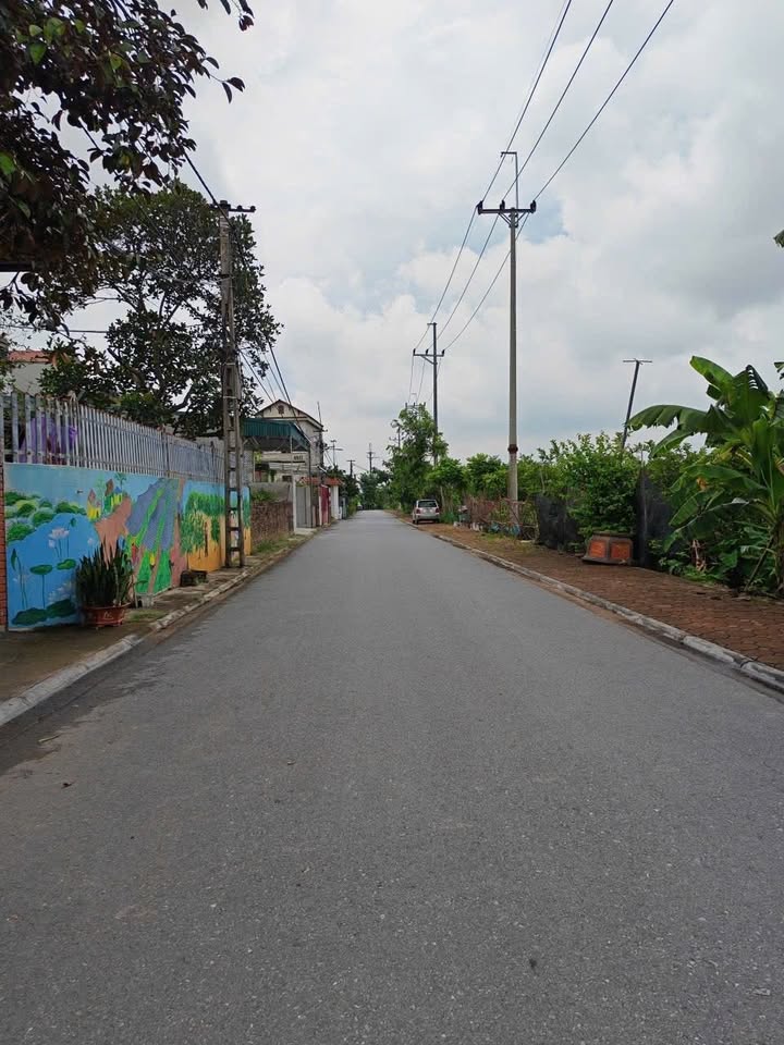 Đất nền Bát Khối, Long Biên 70m² giá chỉ 6.85 tỷ - Cơ hội đầu tư hấp dẫn!