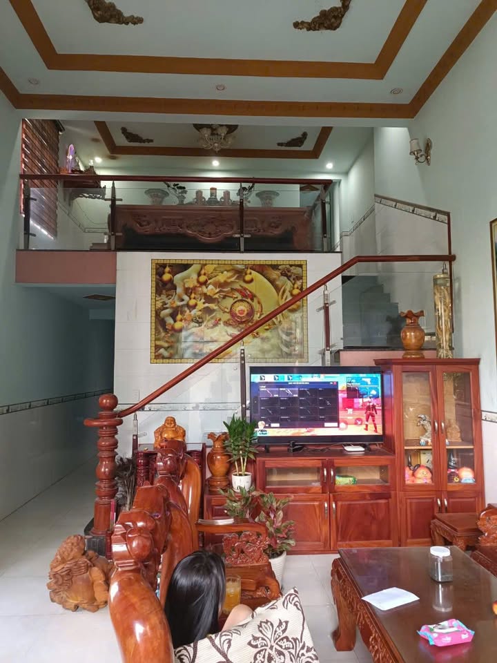 Nhà phố Phước Tân Biên Hòa 100m² giá 2.2 tỷ - Sổ đỏ chính chủ, thương lượng!