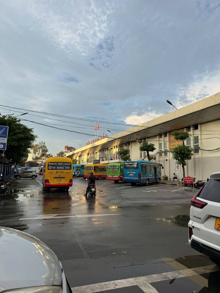 Nhà mặt phố Ngô Gia Khảm Long Biên 68m² giá 10.88 tỷ - Sẵn sàng giao dịch ngay!