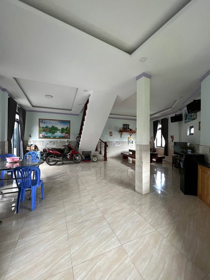 Nhà riêng đường Đồng Tâm, Đà Lạt 103m² giá 3.3 tỷ - Không thể bỏ lỡ!