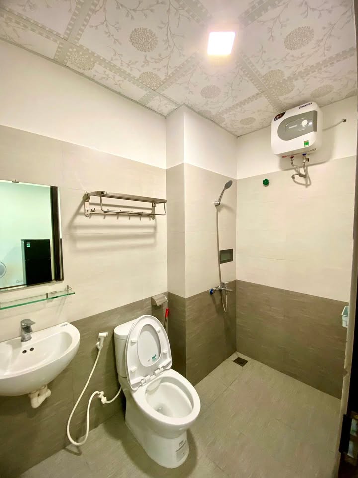 Căn hộ cho thuê tại 28 Thạch Lam, Sơn Trà - Chỉ 5 phút đến biển Mỹ Khê!