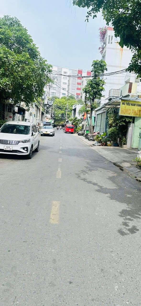 Nhà mặt tiền đường Số 13 Tân Phú 184m² giá 15.5 tỷ - Đầu tư sinh lời cao!