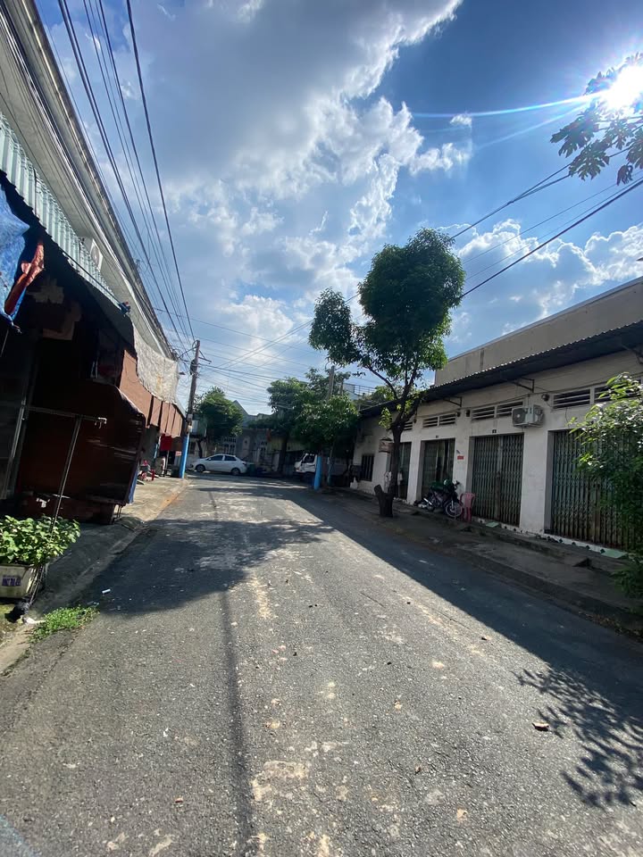 Nhà cấp 4 Bình Hòa, Thuận An 80m² giá 3 tỷ - Vị trí gần chợ và trường học!