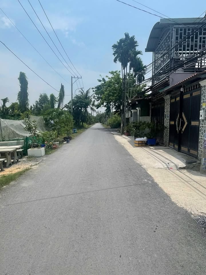 Nhà mặt tiền đường 153, Bình Mỹ, Củ Chi 100m² giá 3.2 tỷ - Kinh doanh sầm uất!