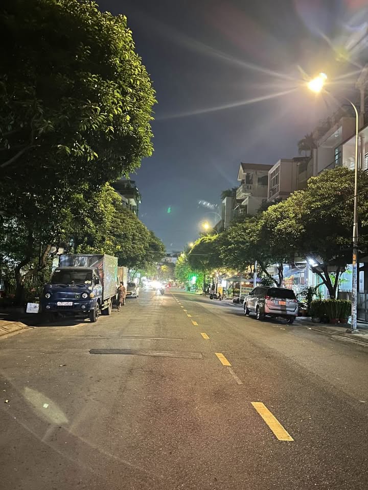 Nhà mặt tiền kinh doanh Diệp Minh Châu Tân Phú 72m² giá 15.5 tỷ - Kinh doanh sầm uất!