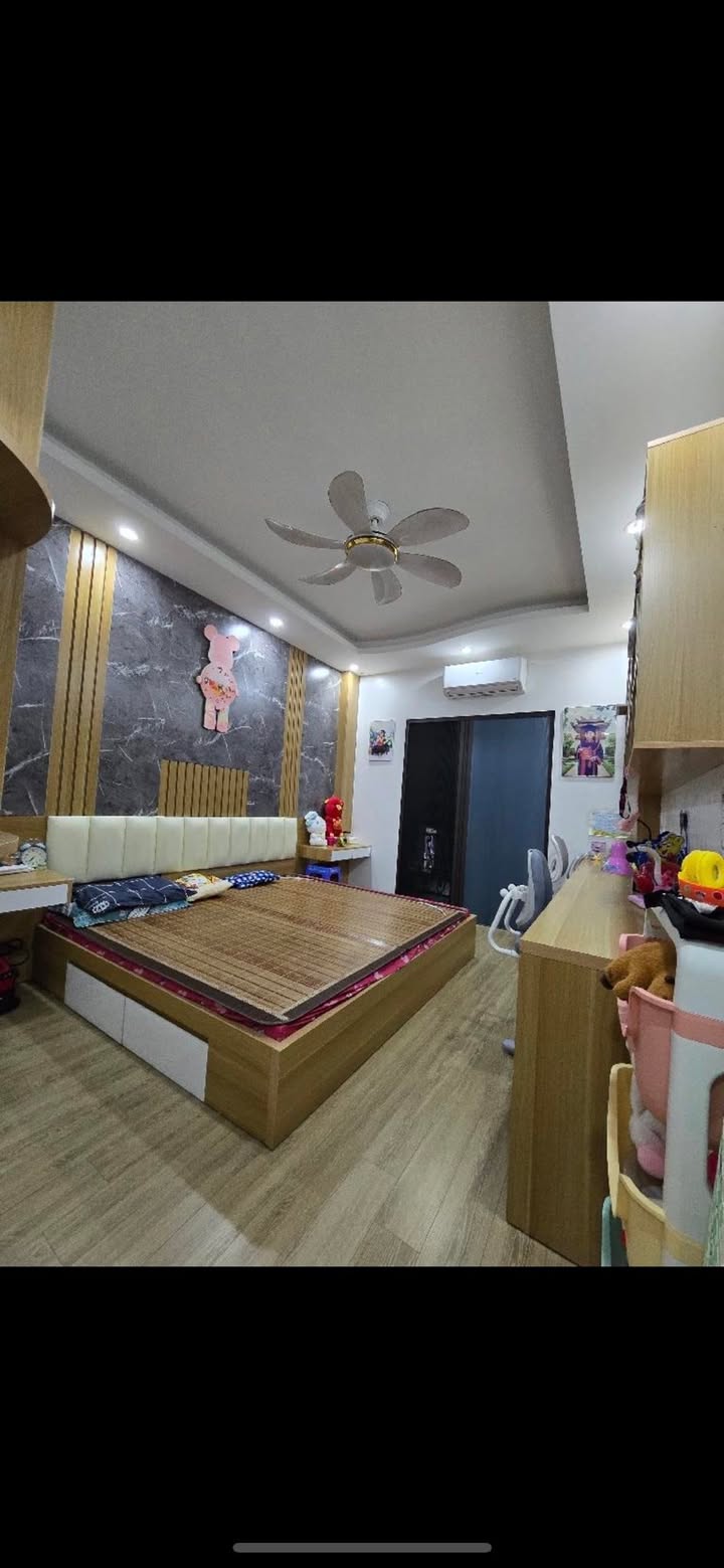 Nhà riêng Mỗ Lao 30m² giá 6 tỷ - Thiết kế hiện đại, thoáng mát!