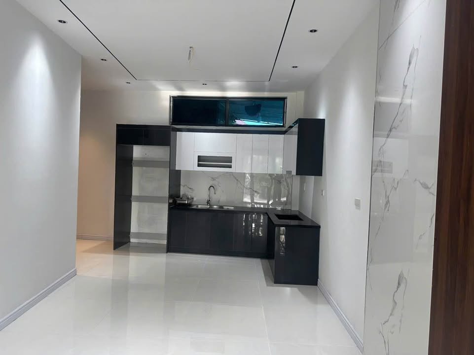 Nhà 3 tầng ngõ 86 đường Nguyễn Tiềm 67m² giá 3.9 tỷ - Khu dân cư đông đúc, tiện ích thuận lợi!