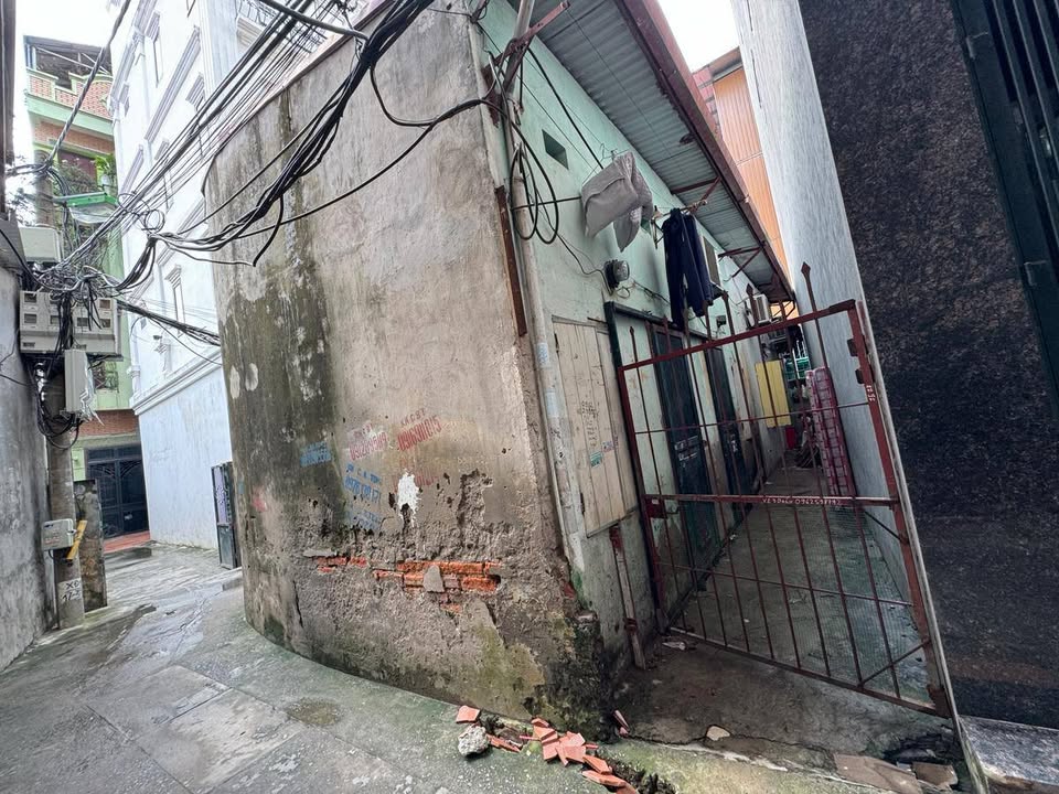 Đất lô góc Bùi Xương Trạch 40m² giá 6 tỷ - Đầu tư lý tưởng!