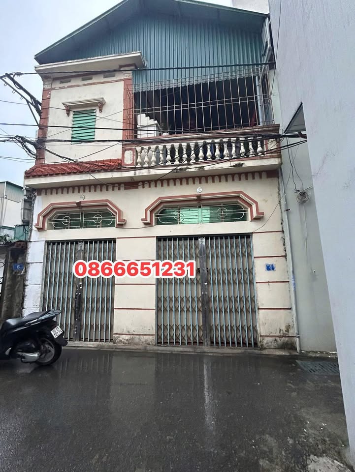 Nhà 2 tầng phố Ngô Xuân Quảng Trâu Quỳ 42m² giá 6 tỷ - Ô tô vào tận nhà!