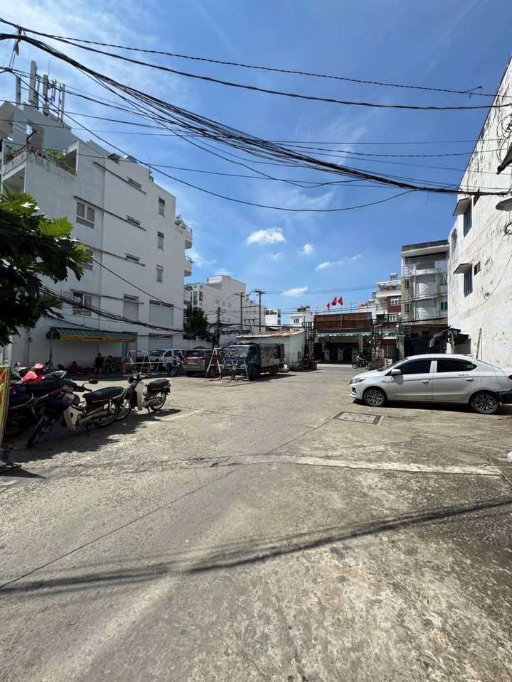 Nhà cấp 4 hẻm gần MT Nguyễn Thiện Thuật, Bình Thạnh 50m² giá 6.5 tỷ - Cơ hội đầu tư tuyệt vời!