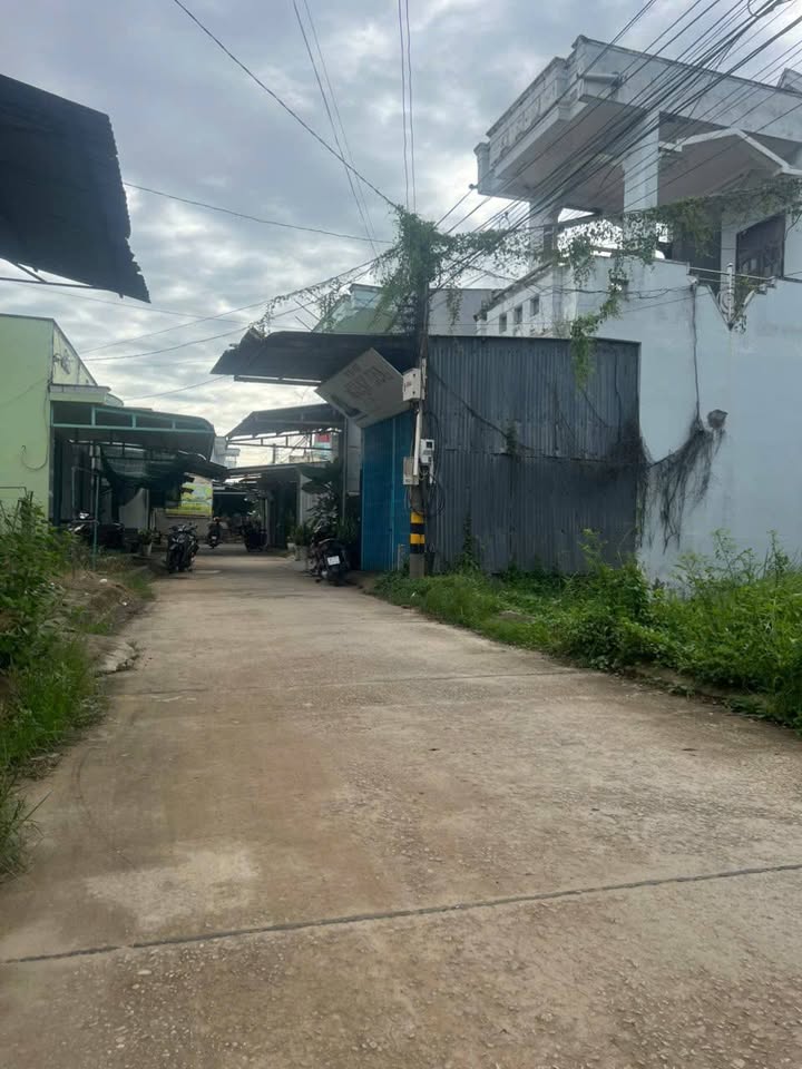 Mặt tiền kinh doanh Hòa Tú 2, Mỹ Xuyên 319m² giá 900 triệu - Đầu tư sinh lời ngay!